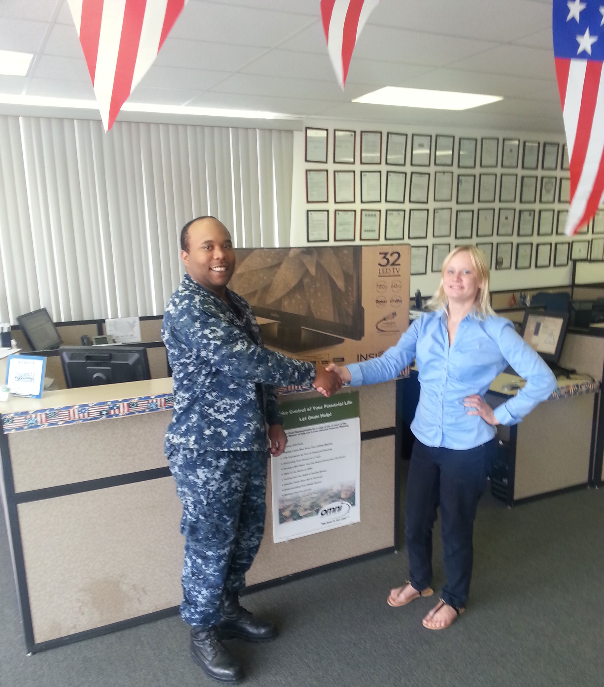 May_2014_Military-Appreciation-Days_Norfolk_VA_image_Cosby_A_and_Oksana_TV_Winner